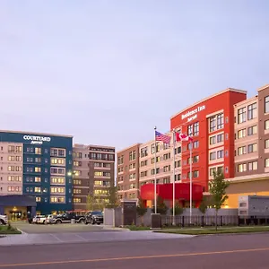 By Marriott South *** Калгари