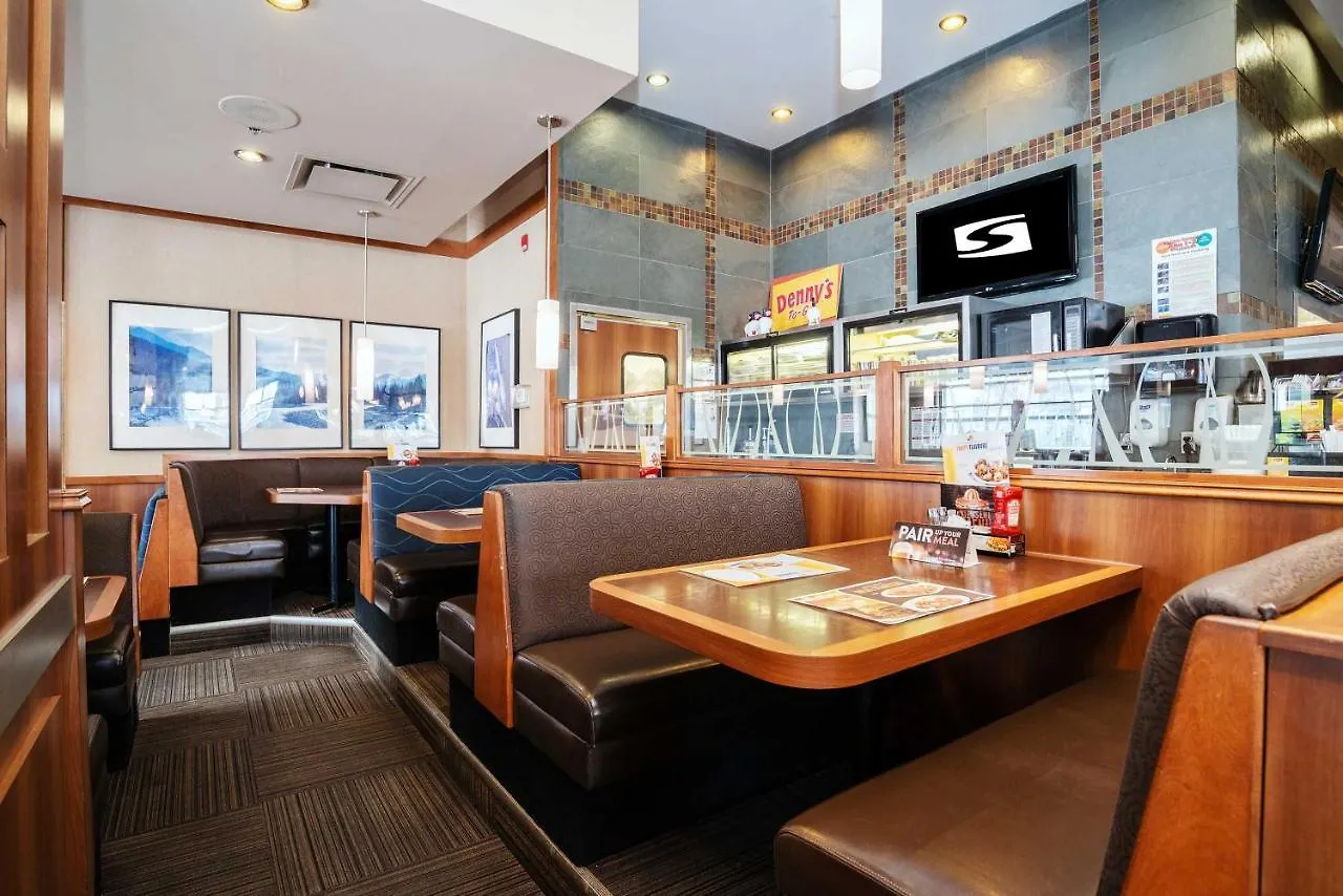 ***  Sandman Hotel & Suites Calgary West Canada