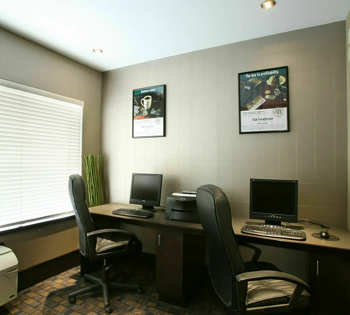 Sandman Hotel & Suites Calgary West 3*,  Canada